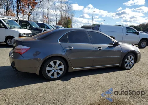 2010 Acura Rl из США, поврежденный, VIN JH4KB2F62AC002048